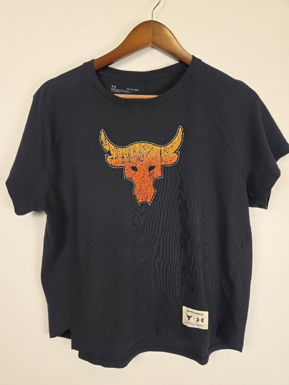 Under Armour Project Rock Iron Paradise Shirt Women XS Black Brahma Bull Graphic